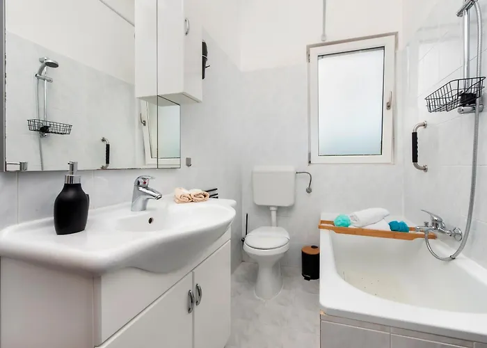 Nevera Adults Only Rovinj